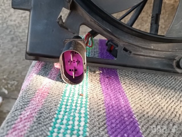  Вентилатори  за VOLKSWAGEN TOURAN 1,9 D 2004 год., снимка 4 - Части - 42408971