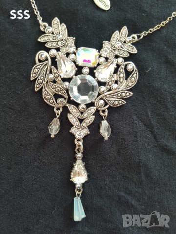 Колие, снимка 3 - Колиета, медальони, синджири - 41578415