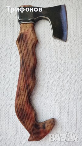Брадва с троен захват на дръжката - ръчна изработка