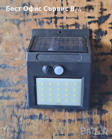 лампа соларна LED черна със сензор за движение, за закачане на стена, снимка 3 - Соларни лампи - 53141344