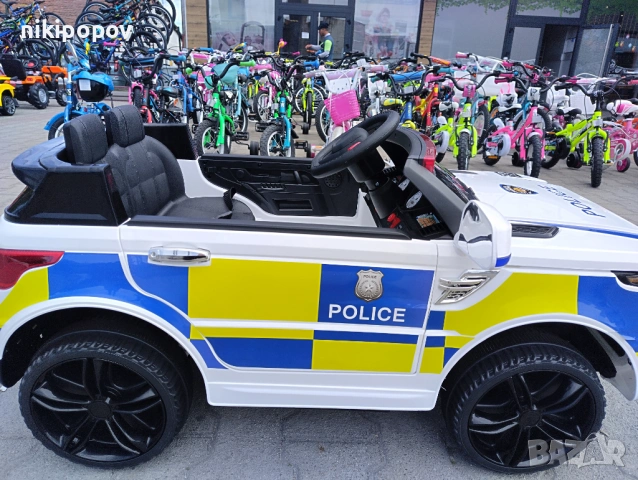 POLICE акумулаторен джип SQUAD бял