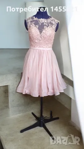 Официална розова рокля с дантела, снимка 1