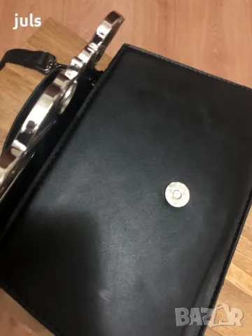 Чанта Karl Lagerfeld, снимка 8 - Чанти - 49242420