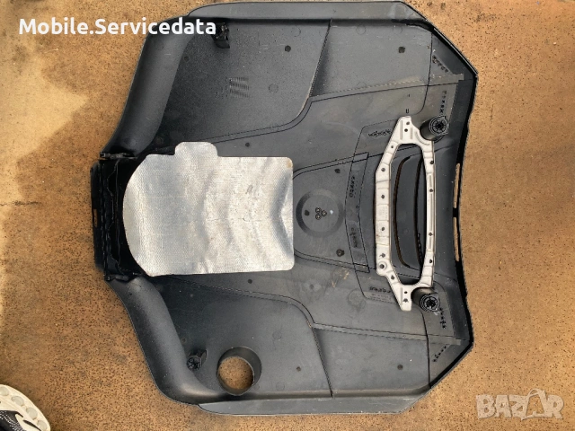 Употребяван капак за двигател за Mercedes-Benz W213, снимка 3 - Аксесоари и консумативи - 53621335