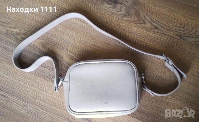 Малка ръчна чанта Jenny Fairy, бежова, отлична, снимка 2 - Чанти - 53396049