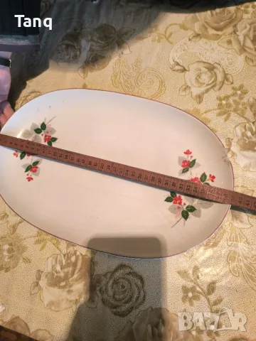 Порцеланово плато ( с забележка на снимките се вижда), снимка 5 - Сервизи - 49727880