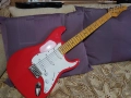 Електрическа китара с мейпъл гриф, снимка 1