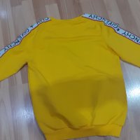 Спортна блуза  на GIVENCHY , снимка 2 - Блузи с дълъг ръкав и пуловери - 40161509
