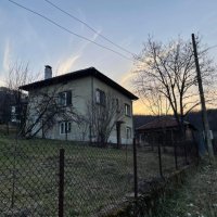 Продавам къща в с. Малък извор, община Ябланица, снимка 3 - Къщи - 42260954