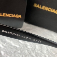 Balenciaga дамски слънчеви очила с лого, снимка 11 - Слънчеви и диоптрични очила - 36109195