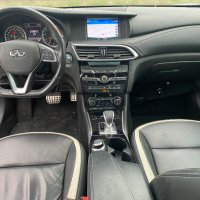 Infiniti Q30S 2.0T 211ph., engine 270920, Sport, AWD, Panorama, Bose, 4x4, automatic, 42 000 km., 20, снимка 11 - Автомобили и джипове - 40325612