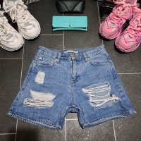 Къси дънкови дамски панталонки , снимка 5 - Къси панталони и бермуди - 40825397