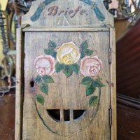 Красива антикварна дървена кутия за ключове , снимка 2 - Антикварни и старинни предмети - 39431491