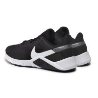 Мъжки Маратонки - Nike Legend Essential 2 Trainer; размери: 44, снимка 2 - Маратонки - 44383299