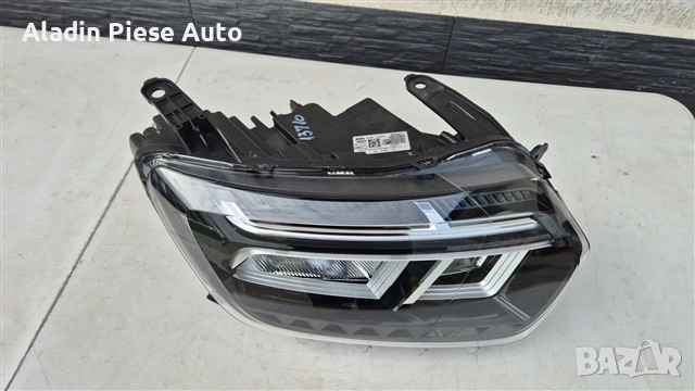 Десен фар Dacia Duster Facelift година 2021 2022 2023 2024 Full LED код 360103389r, снимка 1