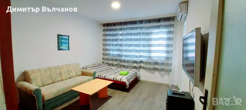 Нощувки(Тони)тристаен(широк център), снимка 1