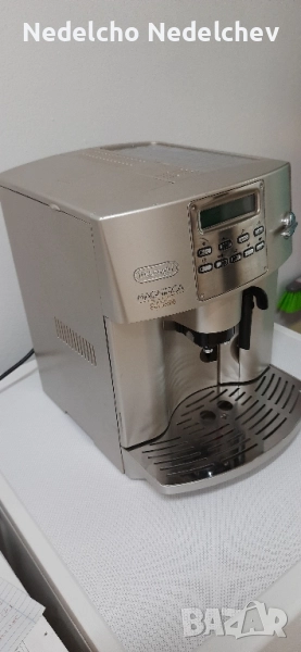 Кафеавтомат Delonghi ESAM 3400.s в отлично състояние, снимка 1