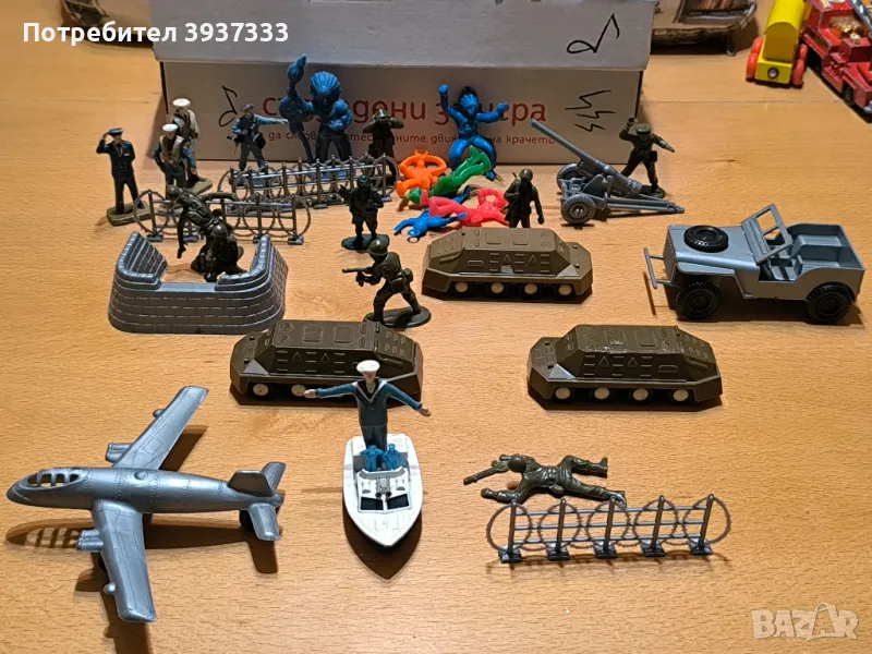 Военен лот стари играчки , снимка 1