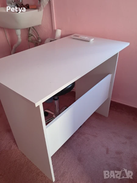 Бюро, снимка 1