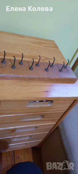 Дървена закачалка, снимка 1