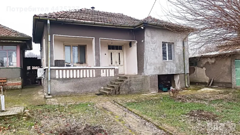 Продавам парцел с къща, снимка 1