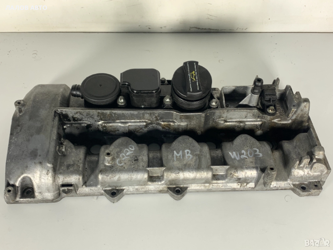 Капак клапани Мерцедес Ц класа Kapak klapani Mercedes W211 C class 2.2 cdi 6460161705, снимка 1