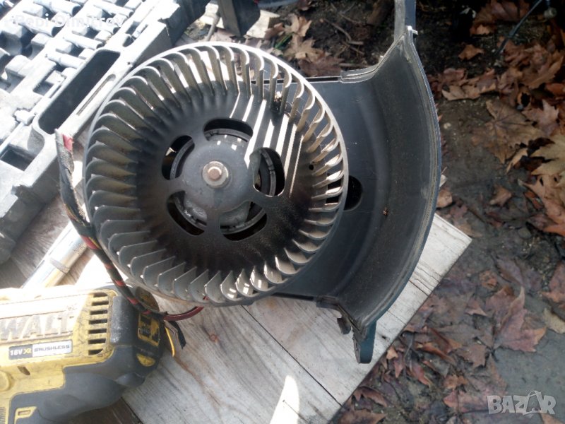 Вентилатор ,моторче парно RENAULT SCENIC II, снимка 1