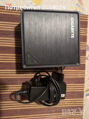 Мини компютър GIGABYTE Brix-3350C