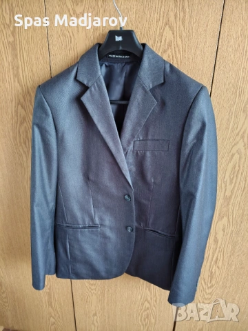 Абитуриентски мъжки костюм 