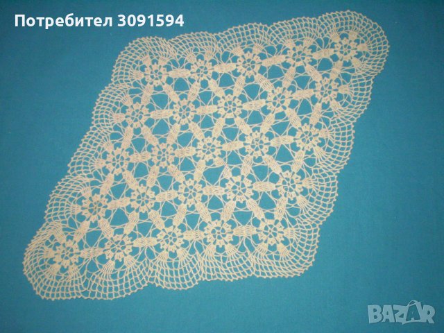 Винтидж  плетена на една кука покривчица цвят екрю, снимка 3 - Антикварни и старинни предмети - 41940366