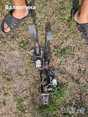 Ford Focus MK2 TDCi педал за газ и спирачка., снимка 2 - Части - 51710608