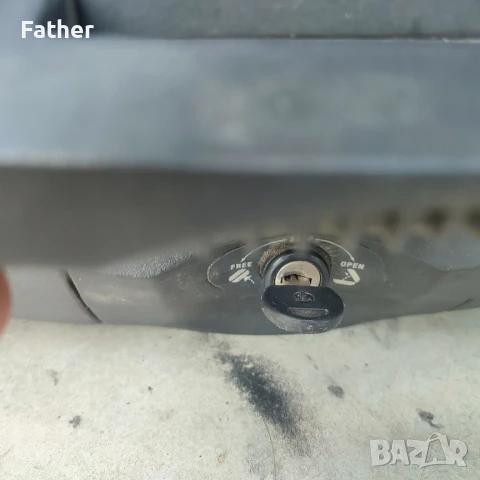 Мото куфар / топ каса Yamaha, снимка 8 - Аксесоари и консумативи - 51051543