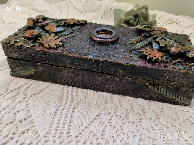 Ръчно декорирана кутия в стил "микс медия", снимка 6 - Декорация за дома - 52953190