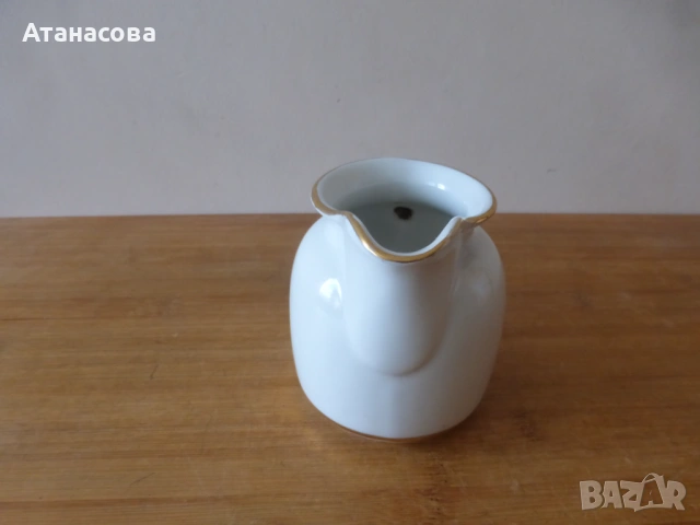 Българска порцеланова каничка за мляко латиера , снимка 3 - Аксесоари за кухня - 53049293