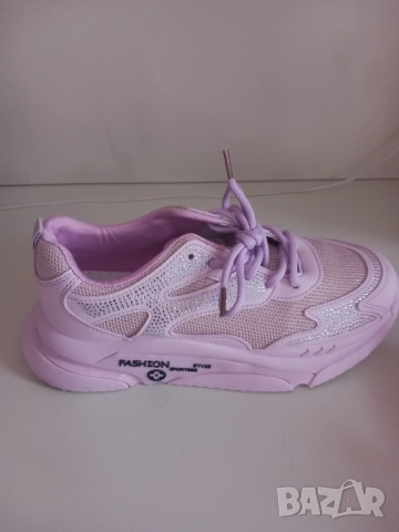 Дамски маратонки