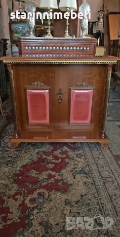 Антична конзола 