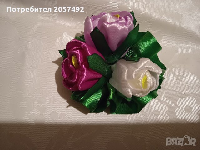 Малки букети от сатенени цветя, снимка 2 - Изкуствени цветя - 35851660