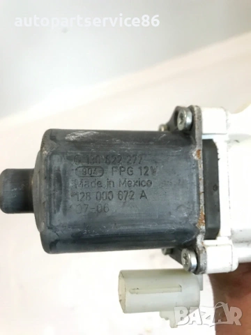 Преден десен мотор за стъкло на врата за Jeep Patriot (2008) 0130822277, снимка 2 - Части - 53510547