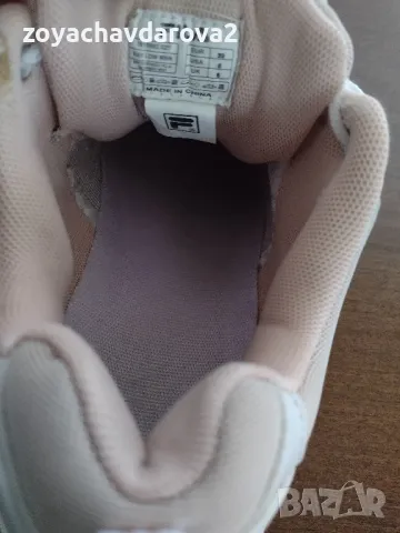 ДАМСКИ ЕЖЕДНЕВНИ МАРАТОНКИ СНИКЕРСИ FILA RAY LOW WMN 1010562-02 Y, снимка 5 - Дамски ежедневни обувки - 49225266