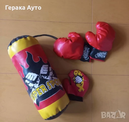 Играчки за момчета: писта hot wheels, джипове, боксова круша, пушка, снимка 7 - Коли, камиони, мотори, писти - 51261269