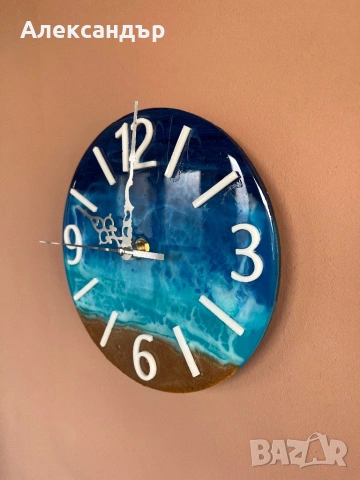 Часовник с епоксидна смола, снимка 3 - Стенни часовници - 53840362