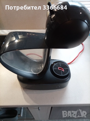 Кафемашина Dolce Gusto използвана, снимка 2 - Кафемашини - 52350734