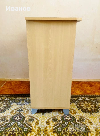 Разпродажба - 15€. Шкаф/Скрин с Рафтове за Детска стая, снимка 8 - Скринове - 51181996