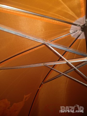 Голям чадър на Уйнкс,намален, снимка 3 - Чадъри - 42141838