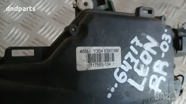 Брава врата Seat Leon 2003 (задна дясна) Y3B4839016M 117685-104 Leon (1M) (1999-2005), снимка 2 - Части - 56263861