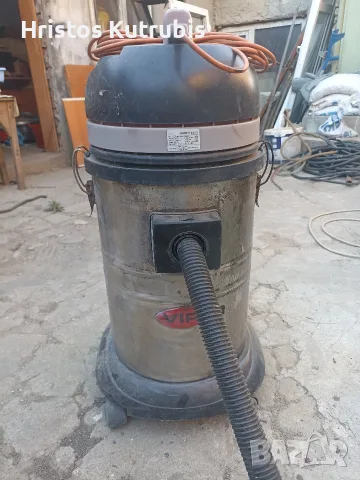 Професионална прахосмукачка Viper LSU135-EU 35L - мокро и сухо 1000W - работеща