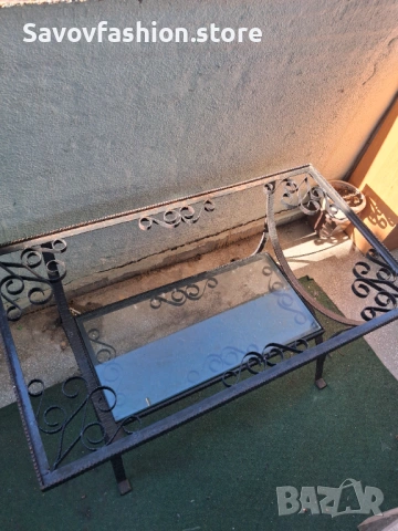Ръчно изработена маса от ковано желязо
