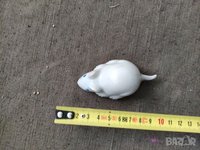 Продавам движеща се стара детска мишка