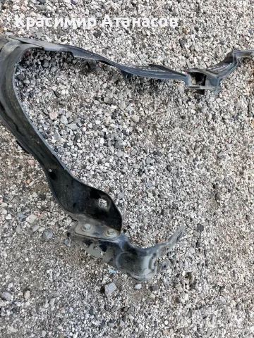 Държач за фар ляв и десен за Мерцедес Ц-класа w203., снимка 11 - Части - 45658614