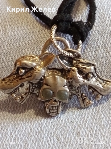 КОЛИЕ с ВИСУЛКА във ФОРМАТА на ДВЕ ВЪЛЧИ ГЛАВИ и ЧЕРЕП 42450, снимка 5 - Колиета, медальони, синджири - 52492456